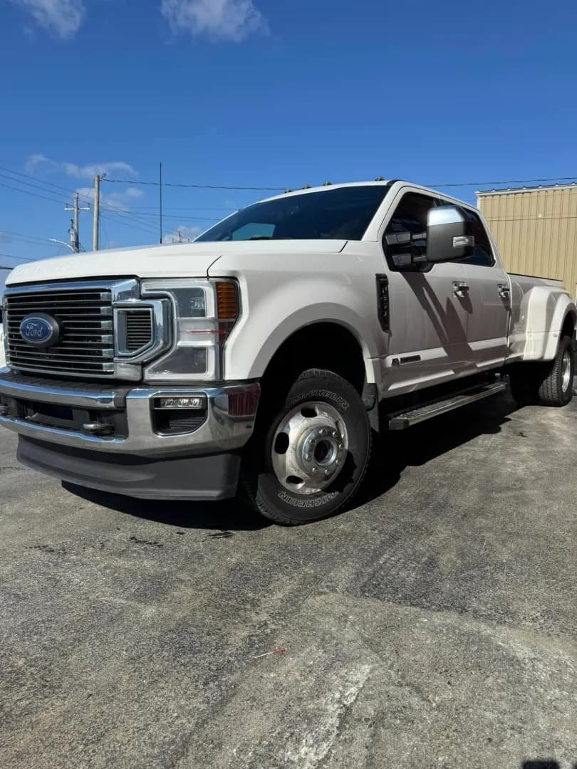 2022 FORD F-350 - Image 4