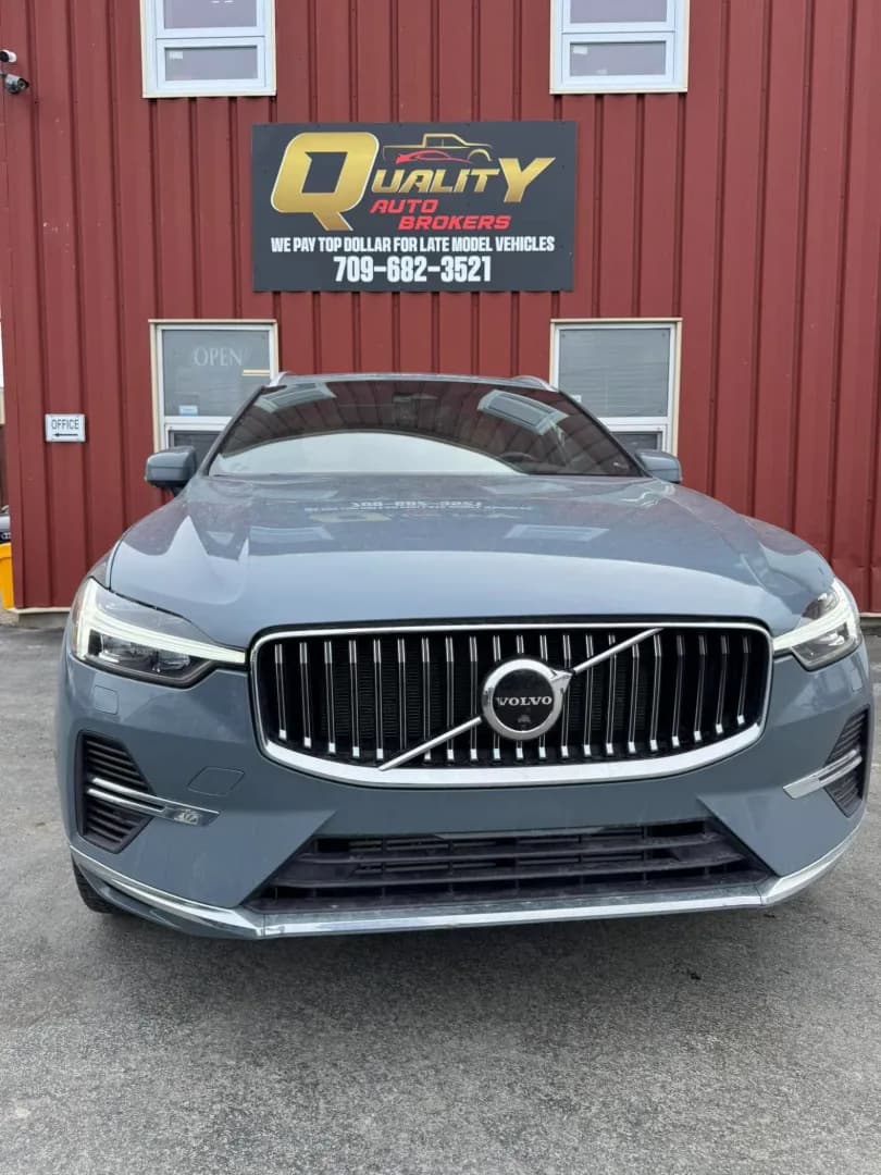 2022 VOLVO XC60 - Image 1